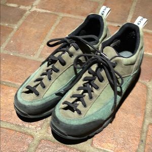 Garmont  hiking climbing shoes